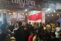 Pengunjung MCF 2025 menikmati sajian kopi dari Aksara Coffee yang menghadirkan energi dan vitalitas lewat Kopi Lanang asli Nusantara
