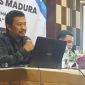 Veros Afif, Ketua IJTI Madura, saat menyampaikan pentingnya keseriusan dan kolaborasi seluruh masyarakat dalam mendorong wacana Provinsi Madura dan KEK agar terwujud dengan nyata.