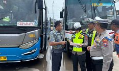 Jelang Arus Mudik, Satlantas Polres Sumenep Perketat Pemeriksaan Kendaraan di Terminal Arya Wiraraja