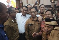 Foto/Dok : Momen akrab Mentan Amran Sulaiman gandeng Kepala DKPP Sumenep di tengah Koordinasi Strategis Pertanian 2026. @sumber_RADAR9.ID