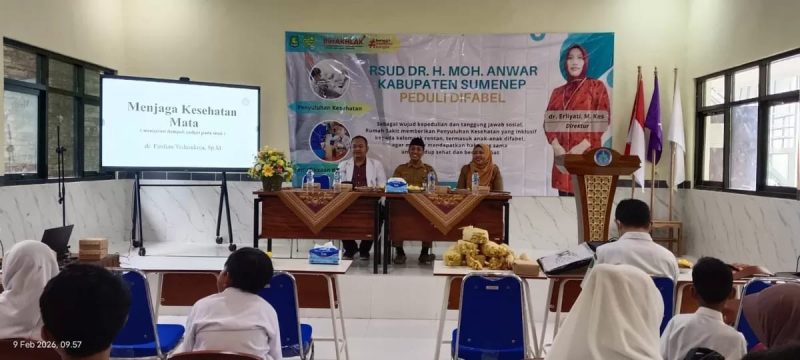 Foto/Dok : RSUD Sumenep lakukan edukasi kesehatan siswa SLB di Kecamatan Saronggi. @sumber_RADAR9.ID