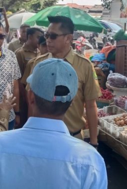 TPID Sumenep Sidak Pasar Anom, Harga Daging Tembus Rp150 Ribu Jelang Lebaran