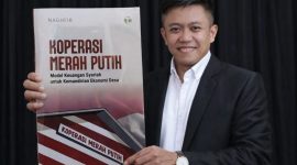 Foto: Naghfir menegaskan bahwa buku tentang Koperasi Merah Putih merupakan hasil riset yang ia lakukan selama beberapa tahun. Dok. RADAR9.ID/Istimewa.