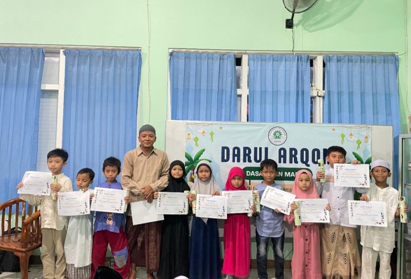 Foto: Para siswa SD QISMu mengikuti kegiatan Darul Arqam dengan penuh antusias, menerima materi penguatan akidah, akhlak, serta pembinaan karakter kepemimpinan dalam rangka membentuk generasi Islami sejak dini. Dokumentasi SD QISMu. Dok. RADAR9.ID.
