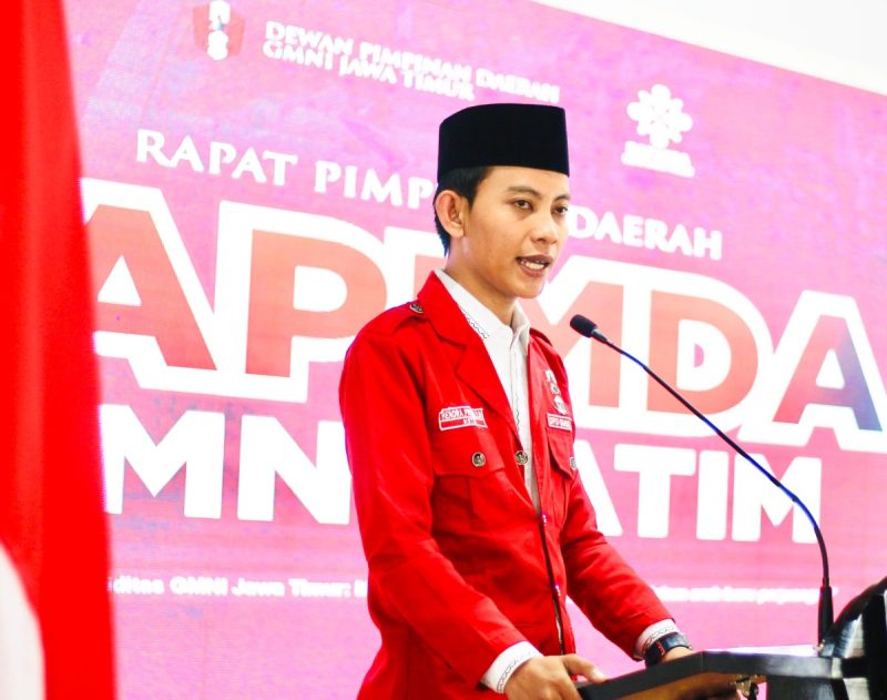  Foto: Ketua DPD Gerakan Mahasiswa Nasional Indonesia Jawa Timur, Hendra Prayogi, menegaskan sikap keras organisasi dalam mengecam aksi penyiraman air keras terhadap aktivis Andrie Yunus. Dokumentasi RADAR9.ID.