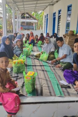 Kliktimes Santuni Yatim dan Dhuafa di Guluk-Guluk, Tegaskan Peran Media sebagai Penggerak Sosial