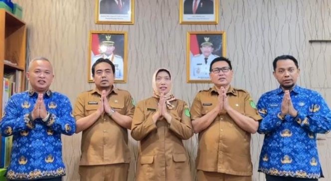Foto: dr. Erliyati bersama jajaran RSUD Sumenep saat menyampaikan ucapan Hari Raya Idulfitri 1447 Hijriah sekaligus menegaskan komitmen pelayanan kesehatan kepada masyarakat. Dokumentasi RADAR9.ID