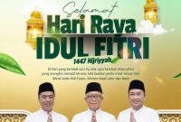 Foto: Direktur Utama BPRS Bhakti Sumekar, Hairil Fajar, bersama keluarga besar BPRS Bhakti Sumekar dalam flayer ucapan Hari Raya Idulfitri 1447 H. Dokumentasi RADAR9.ID/Istimewa.