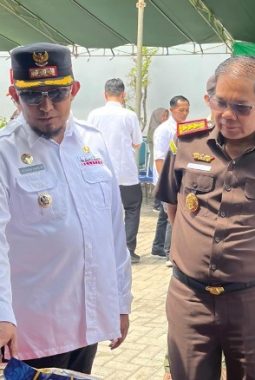 Pemkab Sumenep dan Kejari Gelar Bazar Ramadan, Sembako Murah Jadi Buruan Warga