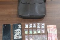 Foto: Barang bukti sabu seberat 6,47 gram dan 31 butir pil ekstasi yang diamankan polisi di kamar kost tersangka di Sumenep.