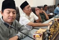 Foto: Ketua Fraksi PDI Perjuangan DPRD Kabupaten Sumenep, Hosnan Abrari, saat menyampaikan komitmen pengawalan Raperda pembatasan usia pengguna media sosial sebagai upaya perlindungan anak di era digital.