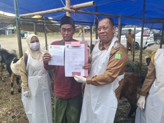 DKPP Sumenep Kerahkan 47 Nakeswan Awasi Lapak Kurban, Tiga Kambing Berpenyakit Orf Jadi Temuan Awal