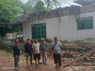 Laporan Masuk ke 112, Tim TRC dan Kecamatan Batuan Langsung Turun ke Lokasi