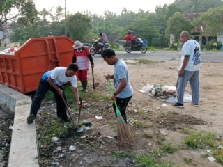 Pimpin Dua Kecamatan, Ir. Supardi Aktifkan Gerakan Jumat Bersih di Area Publik dan Perkantoran