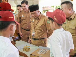 Hardiknas dan Harkitnas 2026 di Sumenep Jadi Panggung Literasi dan Coding, 181 Siswa SD Ramaikan Pendopo Keraton