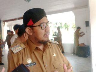 Fauzi Tegaskan Tak Ada Rencana Rumahkan PPPK, Asal PAD Meningkat