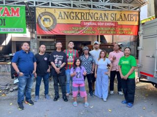 Konten Kreator TikTok Vebry Rayan Kembali Review Angkringan Slamet