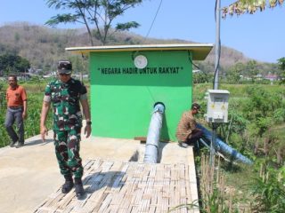 Pastikan Irigasi Optimal, Dandim Tulungagung Tinjau Irpom Bantuan Sterad di Desa Tamban