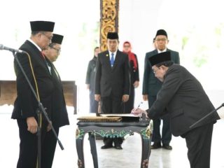 Wabup Imam Hasyim Lantik Pejabat Pemkab Sumenep, Seluruh Posisi Camat dan Sekcam Kini Terisi